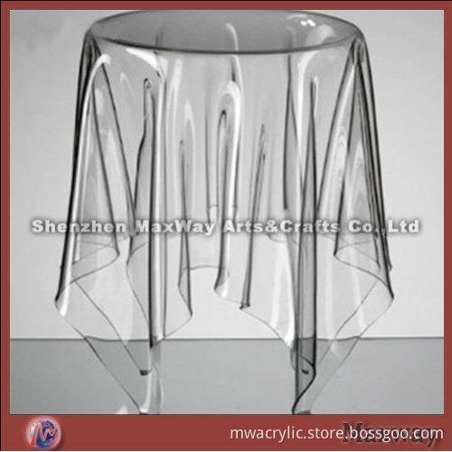 Modern and elegant lucite float table